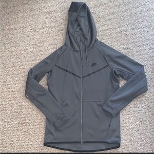 Nike Sportwear Tech Full Zip Sweatshirt. Dark grey. Mens size Medium